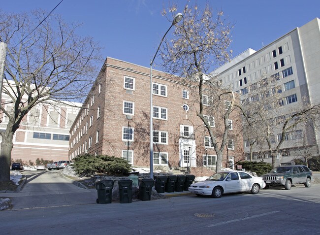 102 Wilson St in Madison, WI - Foto de edificio - Building Photo