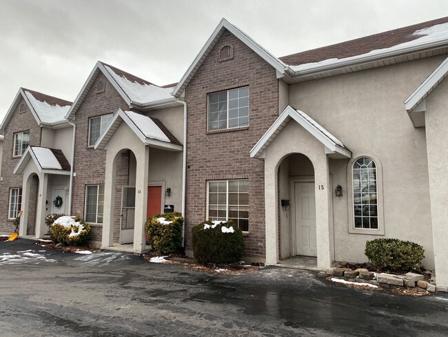 property at 865 N 500 W