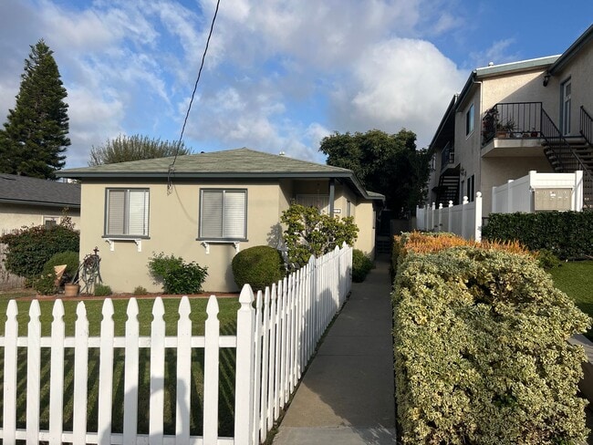 property at 324-326 Sheldon St