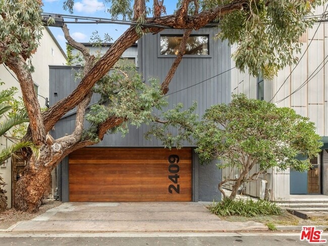 property at 2409 Strongs Dr