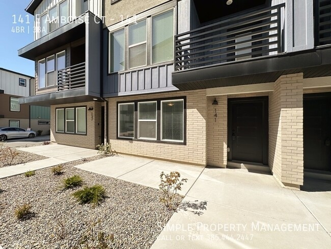 141 E Amboise Ct in Sandy, UT - Building Photo - Building Photo