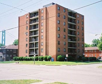 Askin Tower in Windsor, ON - Building Photo