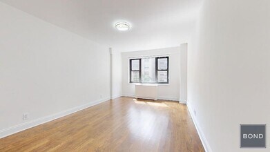 405 E 56th St in New York, NY - Building Photo - Building Photo