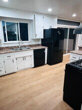 1407 La Corta Cir in Lemon Grove, CA - Building Photo - Building Photo