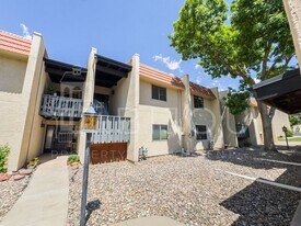 1022 Fontmore Rd in Colorado Springs, CO - Building Photo