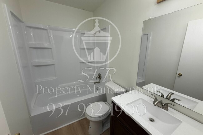 518 Regal Ave in West Carrollton, OH - Building Photo - Building Photo