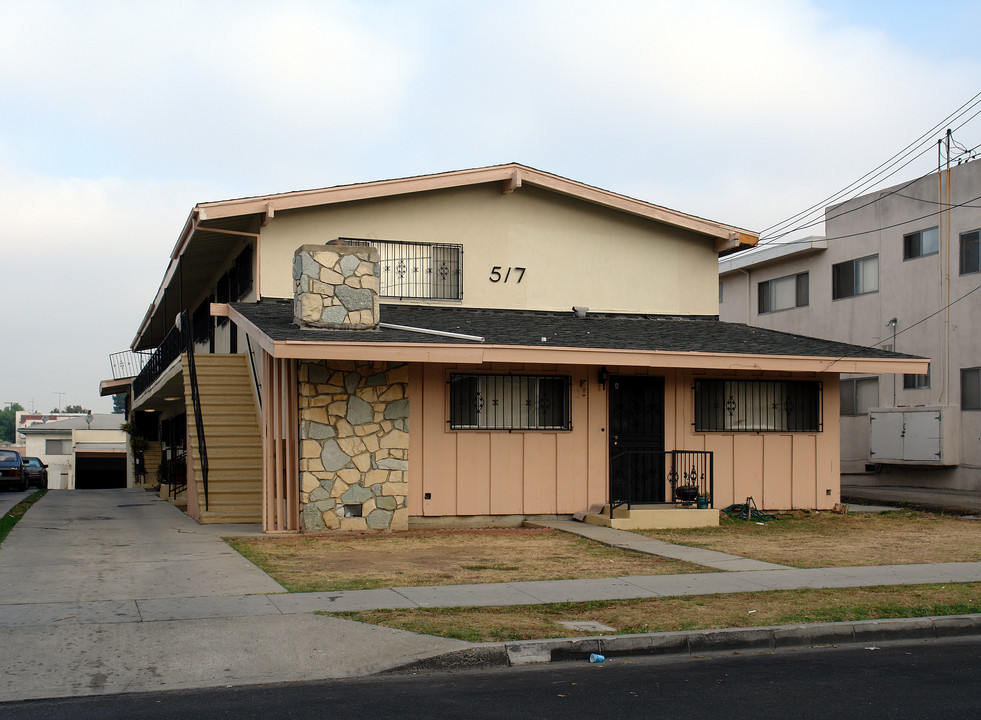 517 Venice Way in Inglewood, CA - Foto de edificio