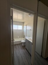 17801 Sherman Way in Los Angeles, CA - Building Photo - Building Photo