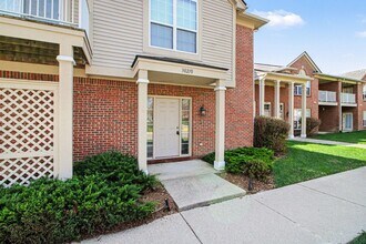 30210 Chesapeake Cir in Commerce Township, MI - Building Photo - Building Photo