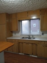 1819 13th Ave in Moline, IL - Building Photo - Building Photo