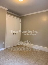 414 Hermitage Dr in Florence, AL - Foto de edificio - Building Photo