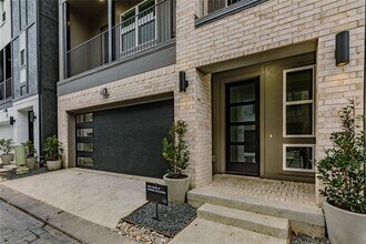 2637 Carolwood Ln in Dallas, TX - Building Photo - Building Photo