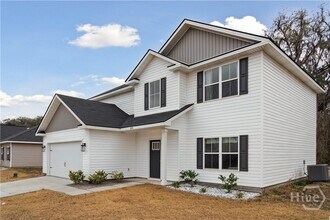 601 Meloney Dr in Hinesville, GA - Building Photo - Building Photo