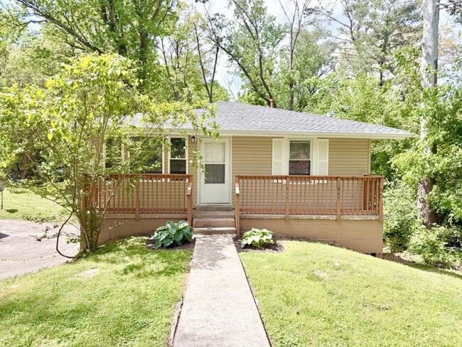 422 Hickory Hill Dr in Clarksville, TN - Building Photo - Building Photo