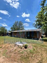 1110 Collins Cir in Chattanooga, TN - Building Photo - Building Photo