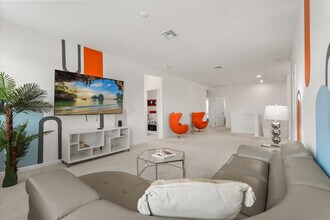 301 Ballo Dr in Kissimmee, FL - Building Photo - Building Photo