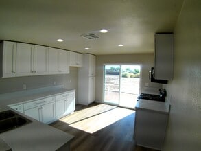 9821 S Phoenix Dr in Mohave Valley, AZ - Building Photo - Building Photo