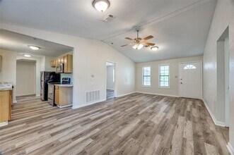 1509 Mitchell Dr in Bonham, TX - Building Photo - Building Photo