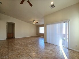 9818 Nicova Ave in Las Vegas, NV - Building Photo - Building Photo