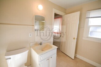 2020-2022 Eastwood Rd SE in Rochester, MN - Building Photo - Building Photo