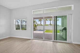 9901 Regency Wy in Palm Beach Gardens, FL - Building Photo - Building Photo