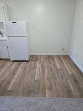 581 E 5th Ave, Unit F in Chico, CA - Foto de edificio - Building Photo