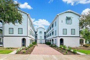 7503 Atlantis Way in Kissimmee, FL - Building Photo