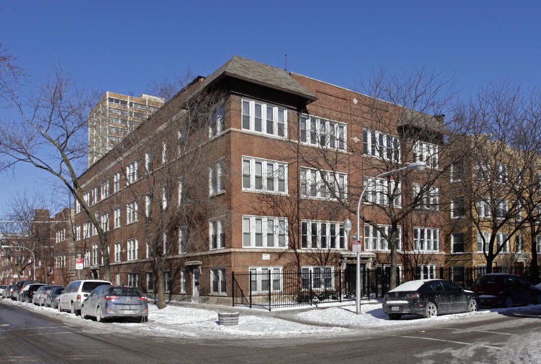 846-856 W Agatite Ave in Chicago, IL - Building Photo