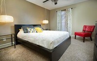 Building Photo - Silver Oak Apartamentos in Birmingham, Alabama