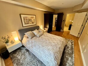 9819 96A St NW in Edmonton, AB - Building Photo - Building Photo