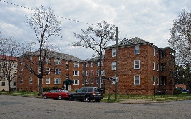 2700-2704 Kensington Ave in Richmond, VA - Building Photo - Building Photo