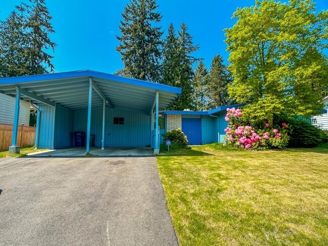 property at 30827 21st Ave SW