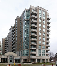 The Paramount in Toronto, ON - Building Photo - Building Photo