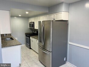 15019 Ashdale Cir in Woodbridge, VA - Building Photo - Building Photo