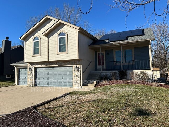 224 S Huntsman Blvd in Raymore, MO - Building Photo - Building Photo