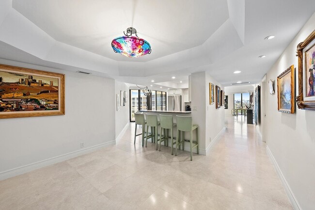 3300 S Ocean Blvd in Palm Beach, FL - Building Photo - Building Photo