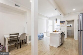 805 Cator Ave in Baltimore, MD - Building Photo - Building Photo
