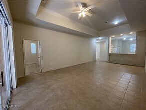 8224 Sanctuary Dr in Naples, FL - Building Photo - Building Photo