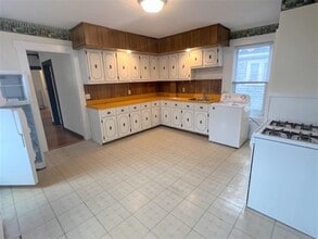 543 Broadway, Unit 2 in Somerville, MA - Building Photo - Building Photo