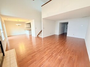 1555 Blue Brook Way in Greenwood, IN - Building Photo - Building Photo