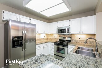 9416 Sierra Summit Ave in Las Vegas, NV - Building Photo - Building Photo