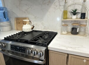 4010 Layang Layang Cir in Carlsbad, CA - Building Photo - Building Photo