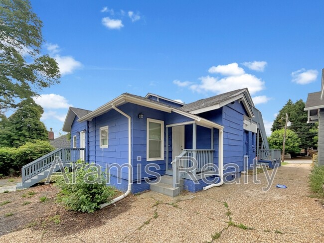 property at 1519 Olympian Way SW