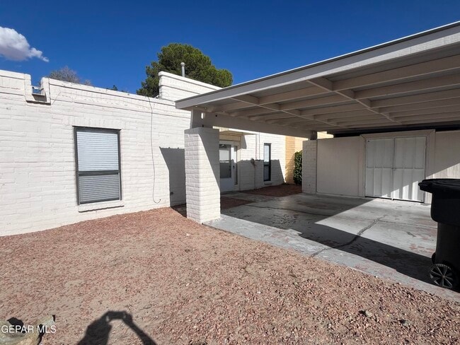 property at 15000 Ashford St