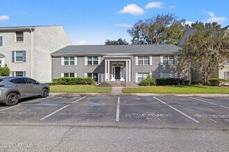 4315 Plaza Gate Ln S in Jacksonville, FL - Building Photo - Building Photo