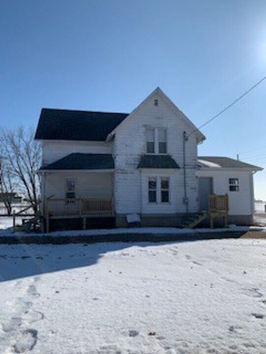 815 1st St in Jesup, IA - Building Photo