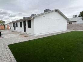 2912 E Roeser Rd in Phoenix, AZ - Building Photo