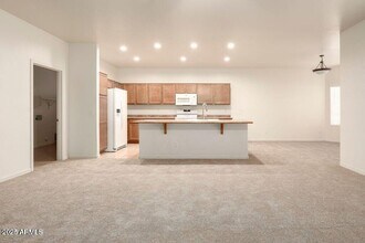 15433 N 172nd Ln in Surprise, AZ - Building Photo - Building Photo