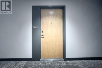 2495 Eglinton Ave W in Mississauga, ON - Building Photo - Building Photo