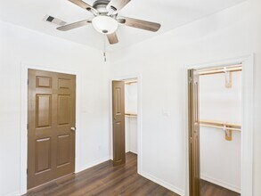 21613 Erika Ct in Porter, TX - Building Photo - Building Photo